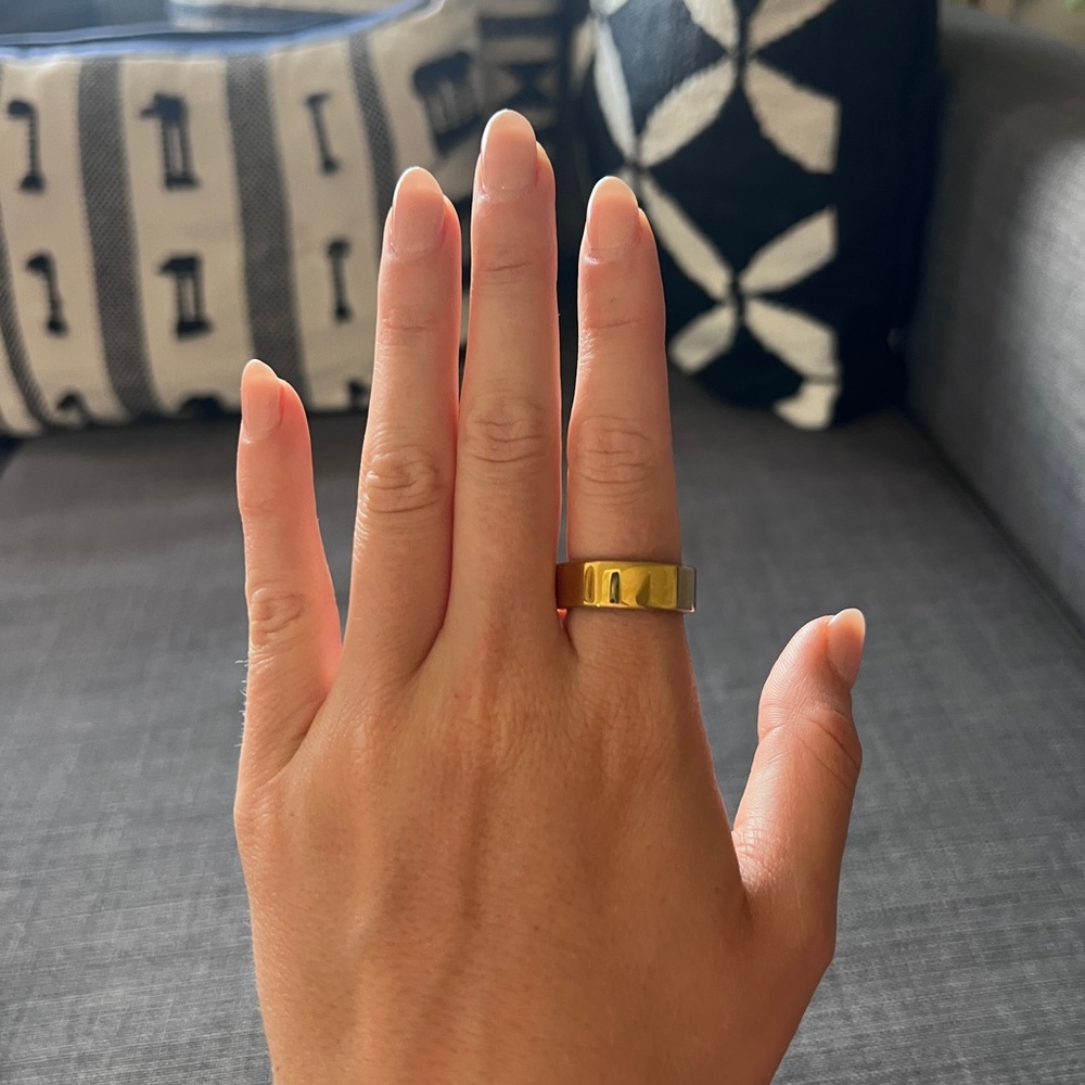Brand new Gen 3 Oura ring, heritage gold. US Size 9